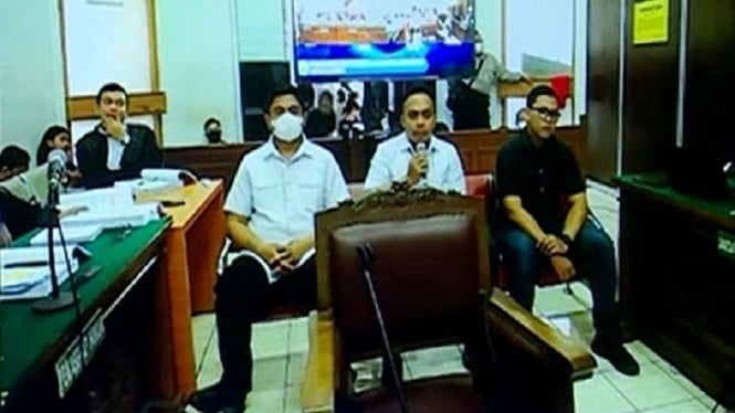 Mantan Kasat Reskrim Polres Jaksel AKBP Ridwan Soplanit bersaksi di sidang