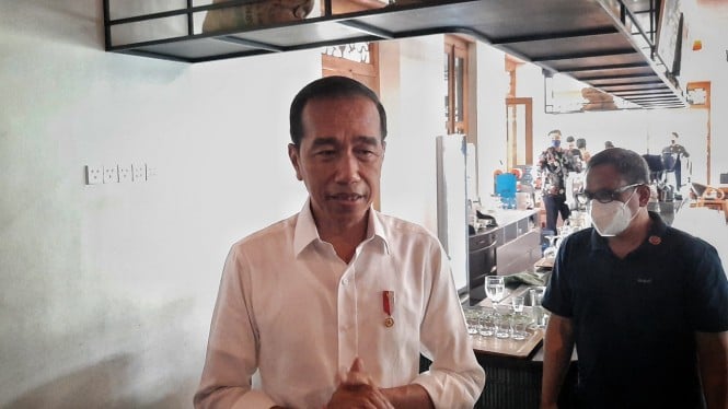 Presiden Jokowi Beri Keterangan Usai Rapat Persiapan Pernikahan Kaesang Pangarep