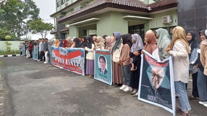 Mahasiswa Jateng gelar aksi solidaritas untuk rakyat Sumbawa Barat, NTB