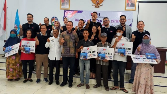 ATVSI salurkan STB kepada warga tidak mampu di Kantor Kecamatan Percut Seituan